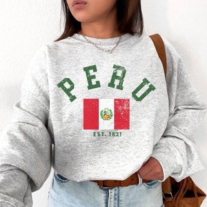 Peru girl gift, Peru gift, Peru Woman, Latina TShirt, Latina Shirts, Chula Shirt, spanish shirt, Latina Feminist shirt, Peruana Shirt