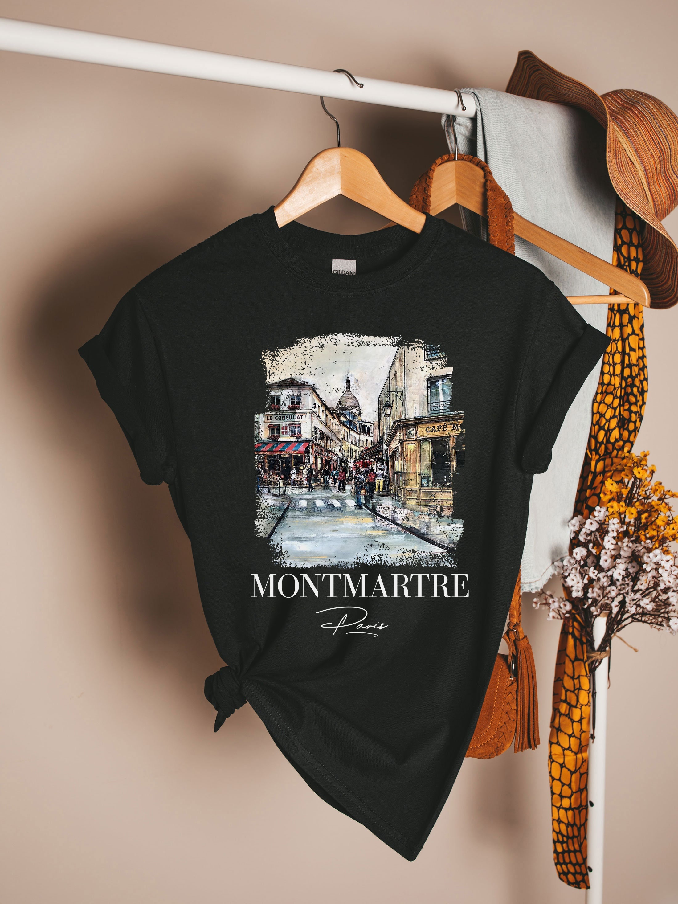 [韓国]★SATUR★Paris Metro Graphic T-Shirt★Tシャツ (WOMAN) 韓国SATUR セター】(W) Satur Logo Voyage T-Shirts (SATUR/T