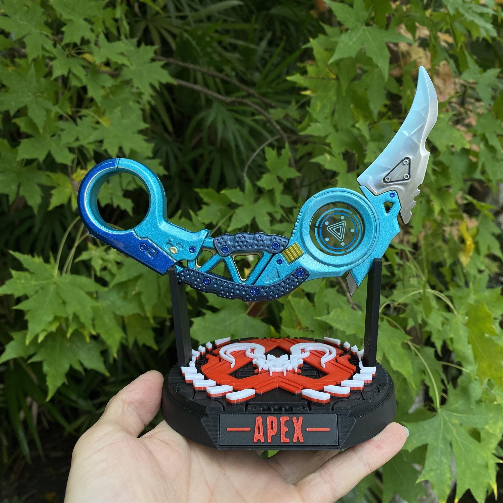 Apex Legends Universal Heirloom Frozen Claw Raptor's Claw Special Apex Legends Universal Heirloom Frozen Claw Raptor's Claw Special