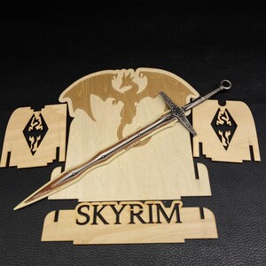 Skyrim Fan Made 1:6 Dragonbone Greatsword Metal Dragonborn Claymore Two Hand Warrior Dragon Bone Sword For Display image 2