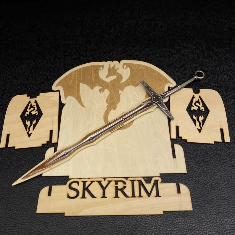Skyrim Fan Made 1:6 Dragonbone Greatsword Metal Dragonborn Claymore Two Hand Warrior Dragon Bone Sword For Display image 2