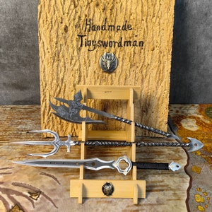 Tridente de Atlan forjado a mano, tridente de Poseidón, hacha de ébano, espada infinita de acero, espadas de acero, accesorios de acero hechos a mano, exhibición de arte, paquete 3 en 1