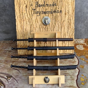 Handgeschmiedetes Mini-Samurai-Schwert: Edelstahl-Katana-Replik
