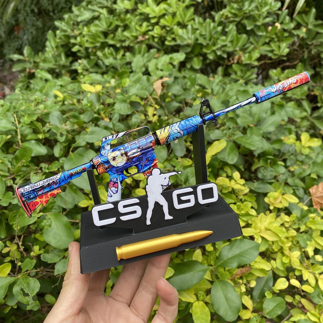 CSGO Popular Skin M4A1-S Player Two Gun Miniature: Metal Gaming Desk ...