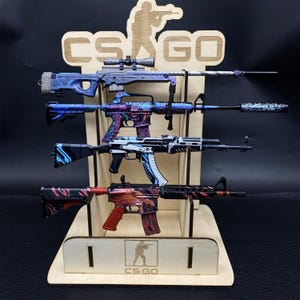 CSGO Rare Skin Tiny Gun 4-in-1-pakket AWP Gungnir Ak-47 Vulcan M4A1-S Hyper Beast M4A4 Howl Small Gun Miniature Craft met displayrek