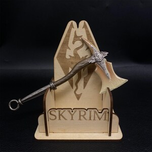 Dragonbone Axe Miniature: 1/6 Scale Skyrim Fan Art Replica