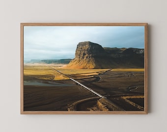 Island Landschaft Druck, Moosige Bergstraße Fotografie Wandkunst