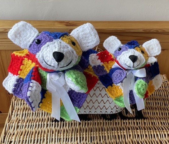 Granny square bear clearance