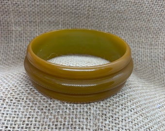 Vintage Brown Ribbed Bakelite Bangle, Stackable Carved Bakelite Bracelet, Vintage Bangle, Birthday Gift for Mom, Wife, Mother's Day