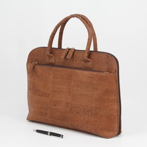 Kork Aktentasche für Frauen und Männer * 2 Farben * Vegan * Laptoptasche * Bürotasche * abwaschbar * antiseptisch * sehr leicht * handmade