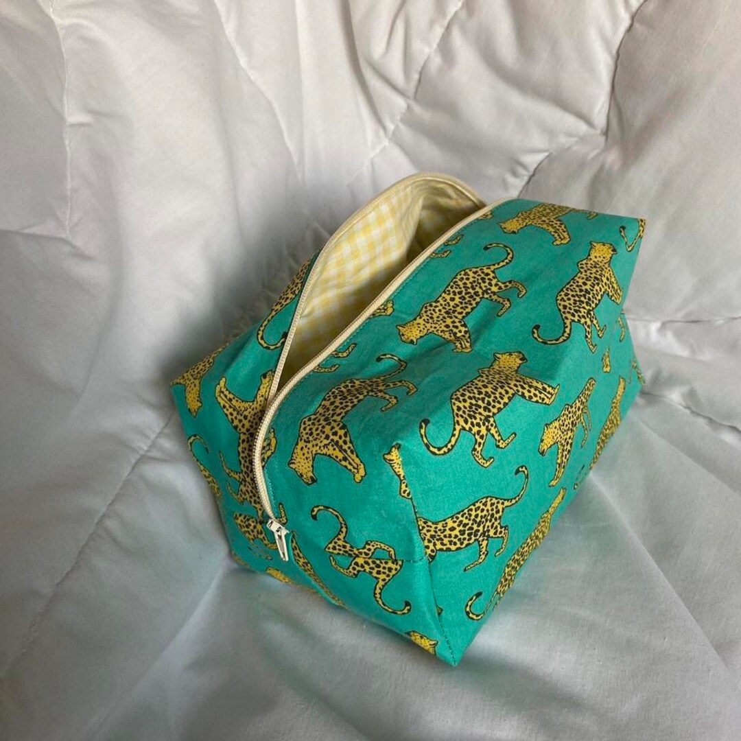 cheetah-print-gingham-lined-makeup-box-pouch-toiletries-bag-handmade