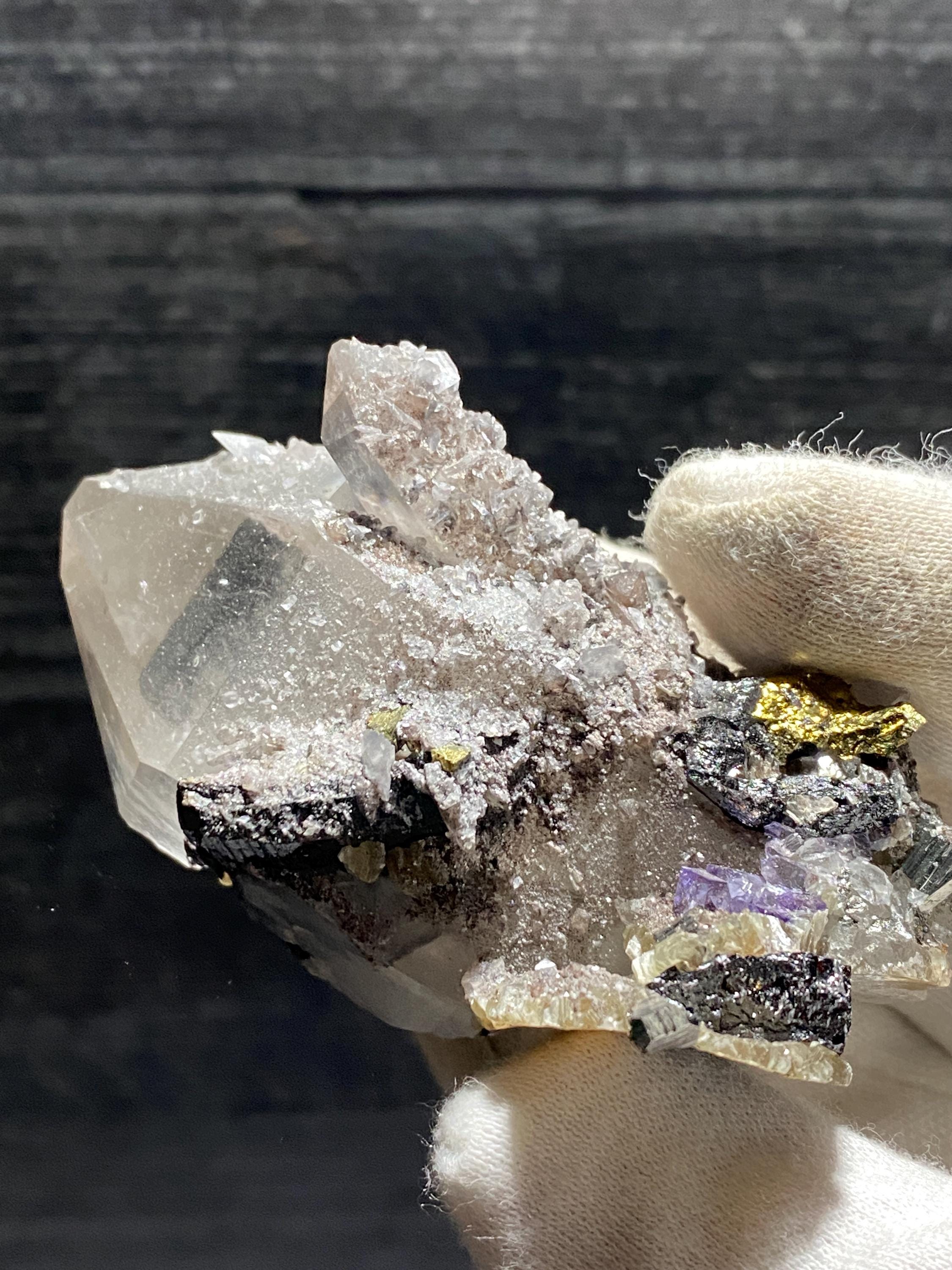 YGX YaoGangXian 紫蛍石結晶、透明水晶、砂糖水晶、ウルフラマイト、黄