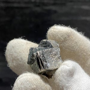 Wolframite Metallic Crystal Mineral Specimen