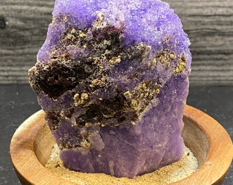 Gran ejemplar de cristal de coquimbita púrpura de Chile
