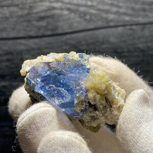 Beautiful YGX Yaogangxian Blue Fluorite Crystal On Matrix Mineral Specimen
