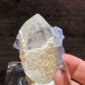 High Quality Clear Purple Light Blue Fluorite Crystal Cubes On Quartz Point With Calcite  Mineral Specimen