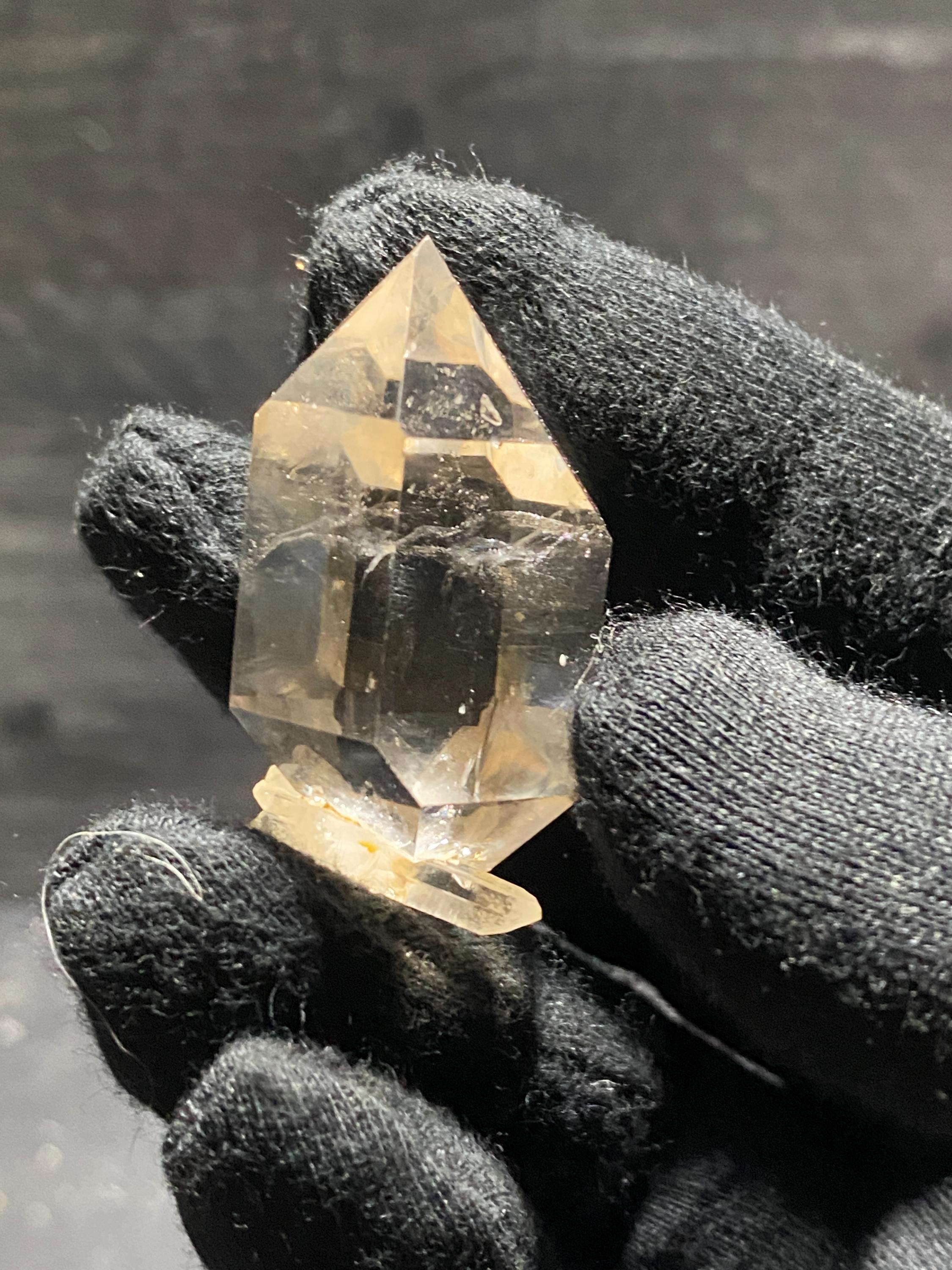 ハーキマーダイヤモンド型水晶 - 希少な両頭標本 - Etsy 日本