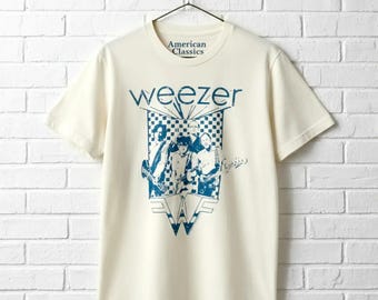 Weezer Band T-Shirt: Vintage Alt Rock Alternative Music Concert Tee