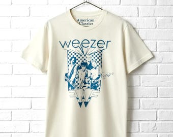 Weezer Band T-Shirt: Vintage Alt Rock Alternative Music Concert Tee