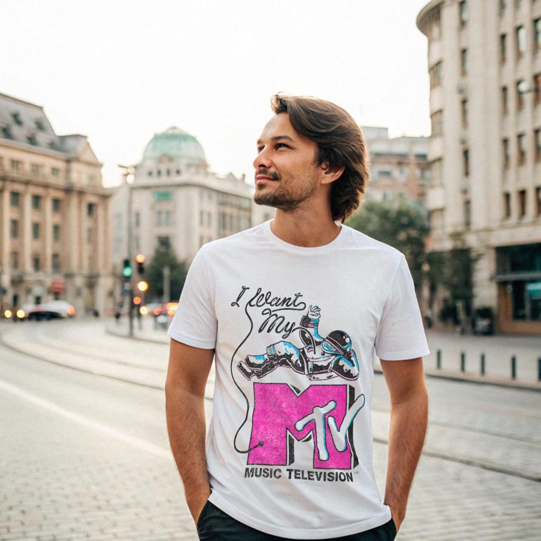 I Want My MTV Men's Slogan T-shirt Space Astronaut Over the Moon