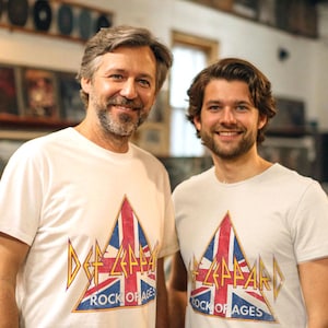 Def Leppard Men&#39;s T Shirt British Rock of Ages Rock Band Graphic Tees