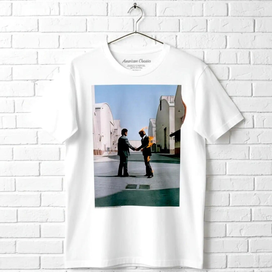 ミュージシャン 1982 Pink Floyd DSM T shirt Vintage 1982 Pink Floyd The Wall Shirt - TokoPyramid