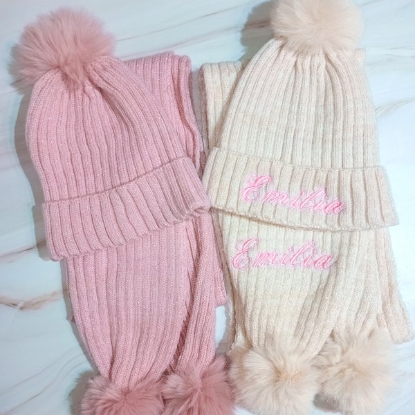 Cappello e sciarpa personalizzati per ragazze, sciarpa e cappello personalizzati, set regalo per bambine, cappello rosa personalizzato, sciarpa rosa per ragazze di Natale