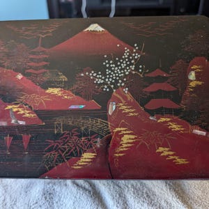 Vintage Japanese Lacquer Music Box