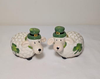 Allcraft Ireland Hand Painted Sheep Salt & Pepper Shakers – Shamrock Decor, Vintage Irish Kitchen Set, Made in Ireland, Collectible Farmhous