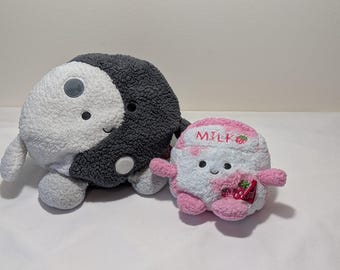 Peluche Josh Yin Yang BumBumz 20 cm et peluche Sunday Strawberry Milk 4,5 cm | Lot de jouets Kelly