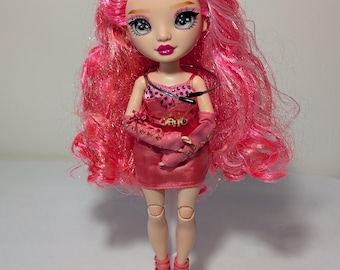 Rainbow High Priscilla Pink Doll – Collector Fashion Doll