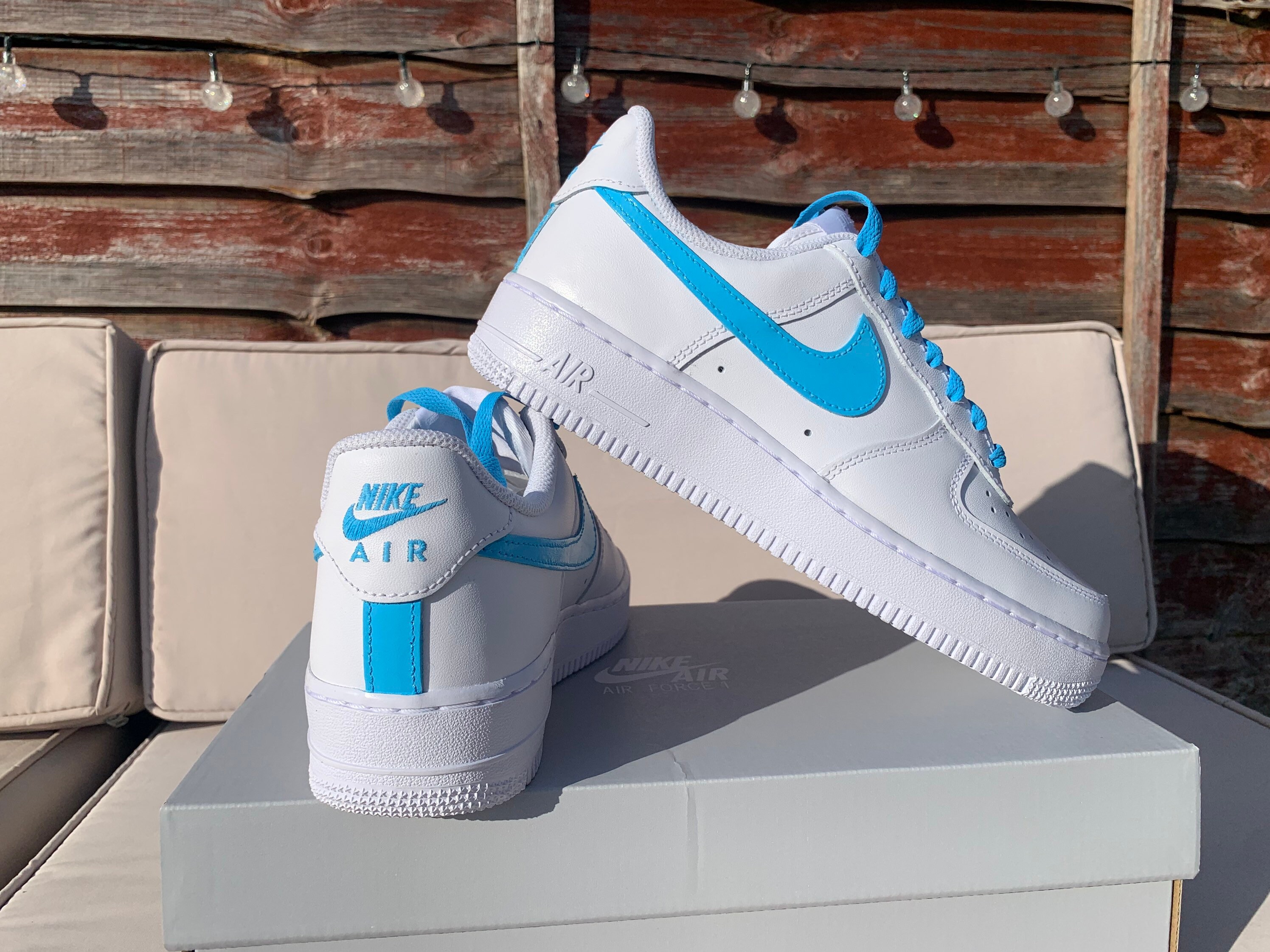 air forces with colored laces