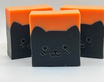 Black cat soap | Handmade soap | Halloween soap | Halloween Gift soap | Halloween favor soap