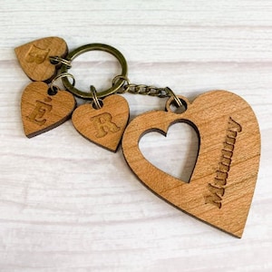 Personalised Mummy Keyring - Laser Engraved Keyring - Mummy, Children Keyring - Wood Heart Keyring - Silver/Bronze Chain - Daddy Keyring