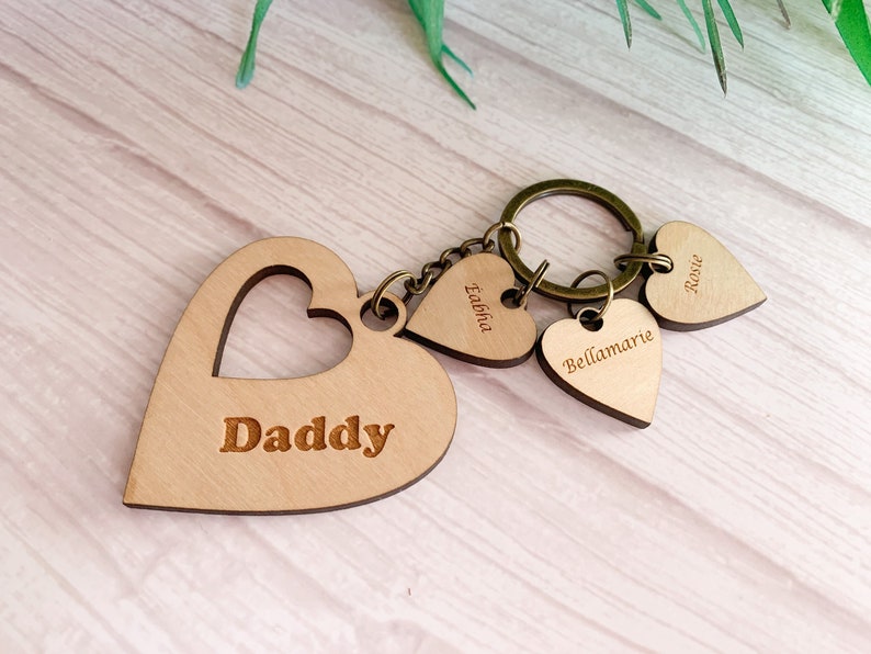 Personalised Daddy Keyring Laser Engraved Keyring Daddy, Children Keyring Wood Heart Keyring Silver/Bronze Chain Mummy Keyring image 1