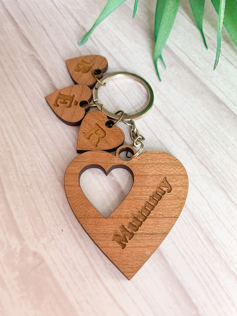 Personalised Daddy Keyring Laser Engraved Keyring Daddy, Children Keyring Wood Heart Keyring Silver/Bronze Chain Mummy Keyring Mummy - Silver Chain