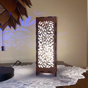 The “Leaves” Table Lamp, Light Box, Meditation light - Laser-Cut, Wood, nature pattern, hand made to order