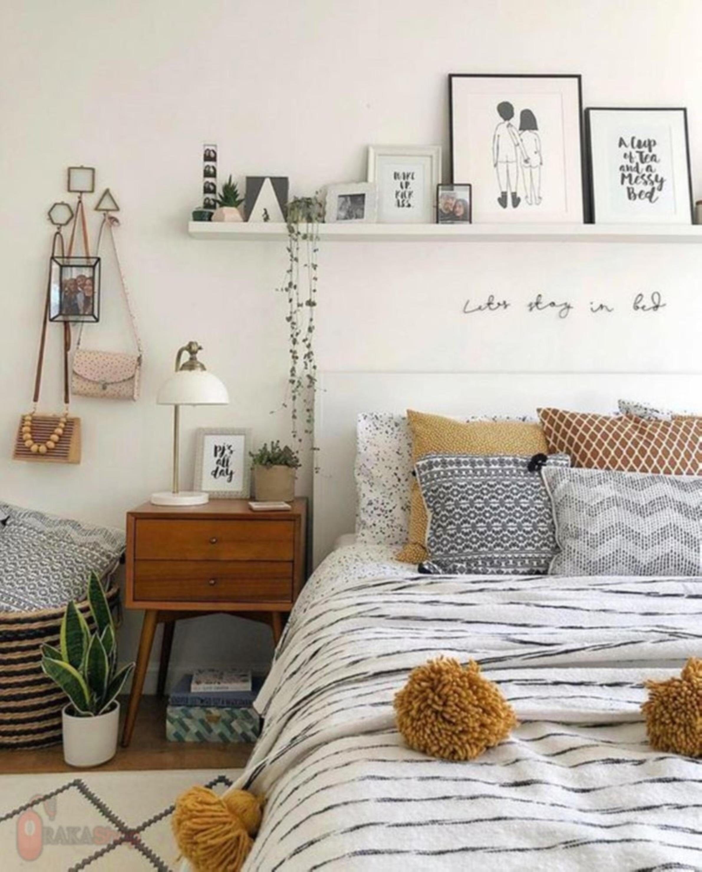 MOROCCAN POMPOM BLANKET Soft and Cozy Blanket Cotton Pom Pom Blanket,Custom Made White blanket with black strips,blanket with tassels