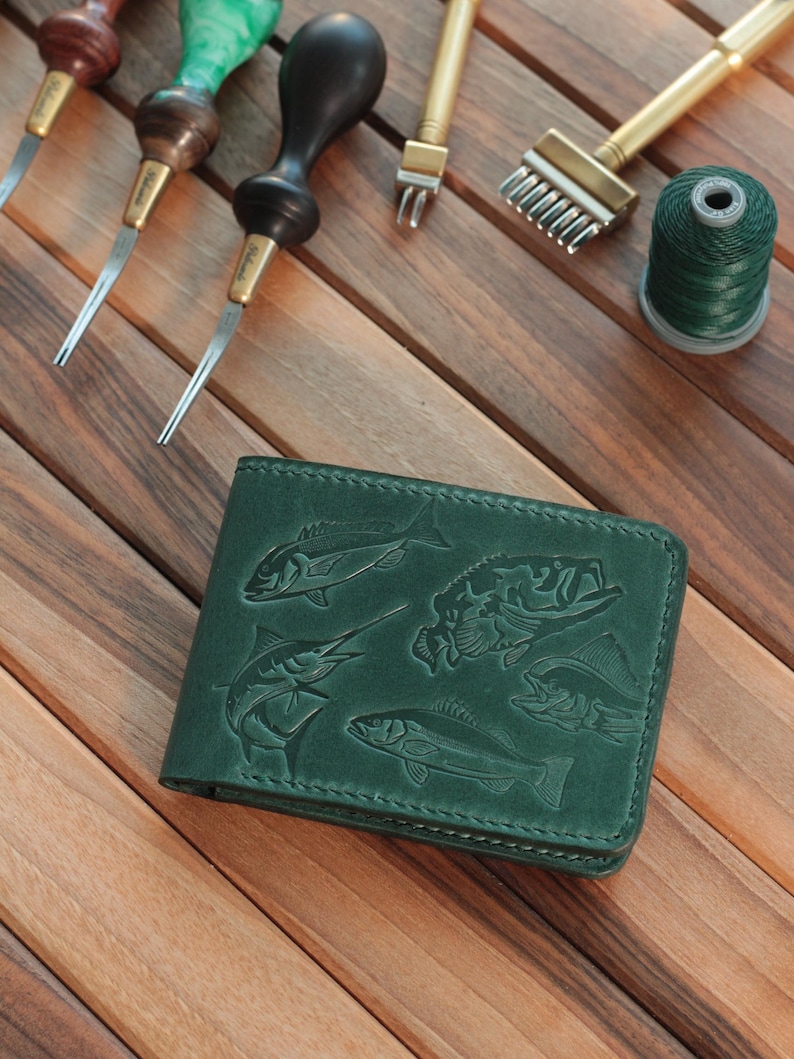 Cartera plegable Ocean Concept, cartera de cuero hanmade, cartera clásica para hombres, cartera hecha a mano para hombres, regalo de pescador imagen 7