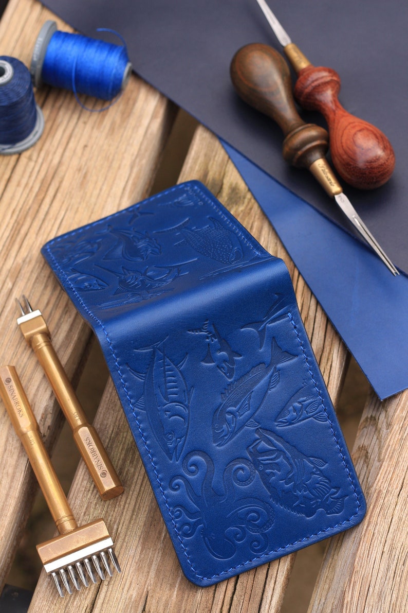 Cartera plegable Ocean Concept, cartera de cuero hanmade, cartera clásica para hombres, cartera hecha a mano para hombres, regalo de pescador imagen 1