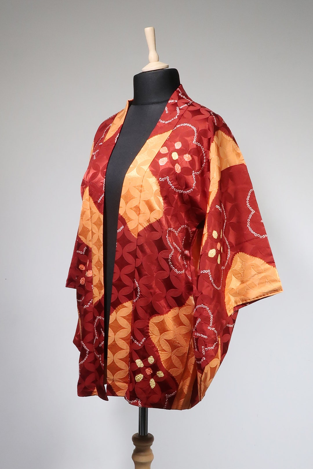 Japanese Haori in Red and Orange. - Etsy
