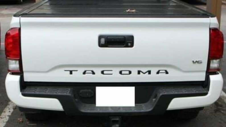 Toyota Tacoma Trd Pro Features