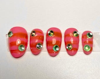 Press on nails ⋆｡*