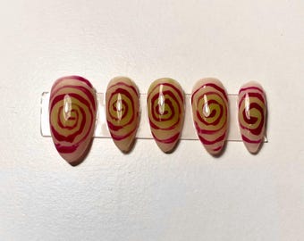 Press on nails ⋆｡*