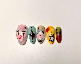 Press on nails ⋆｡*