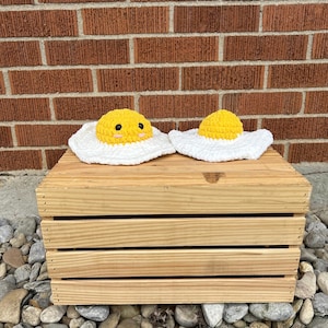 Crochet Over Easy Egg | Amigurumi Breakfast Plush | Funny Food Toy | Cute Yarn Egg Decor | Quirky Kitchen Gift