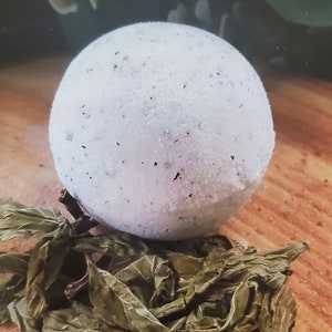 Herbal Bliss Bath Bomb - Rosemary Mint Infused Relaxation | Vegan Bath Bomb | Cooling Sensation | Organic Natural Gift | Self-Care | DIY Spa