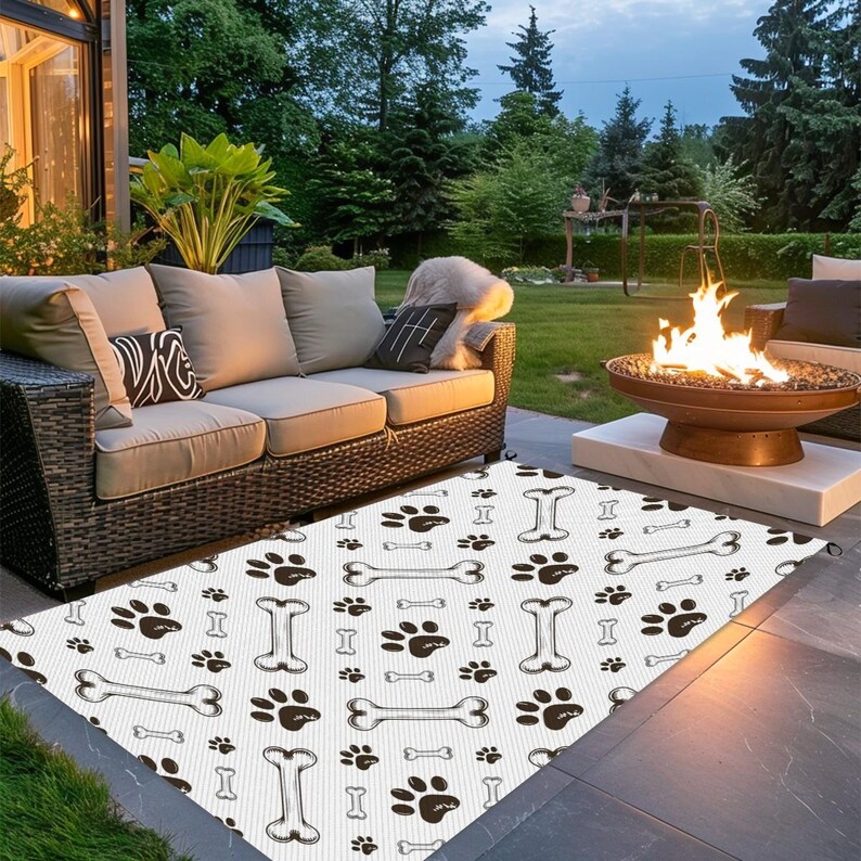 Dog Paw Print Outdoor Patio Rug – Waterproof Plastic Straw Mat for ...