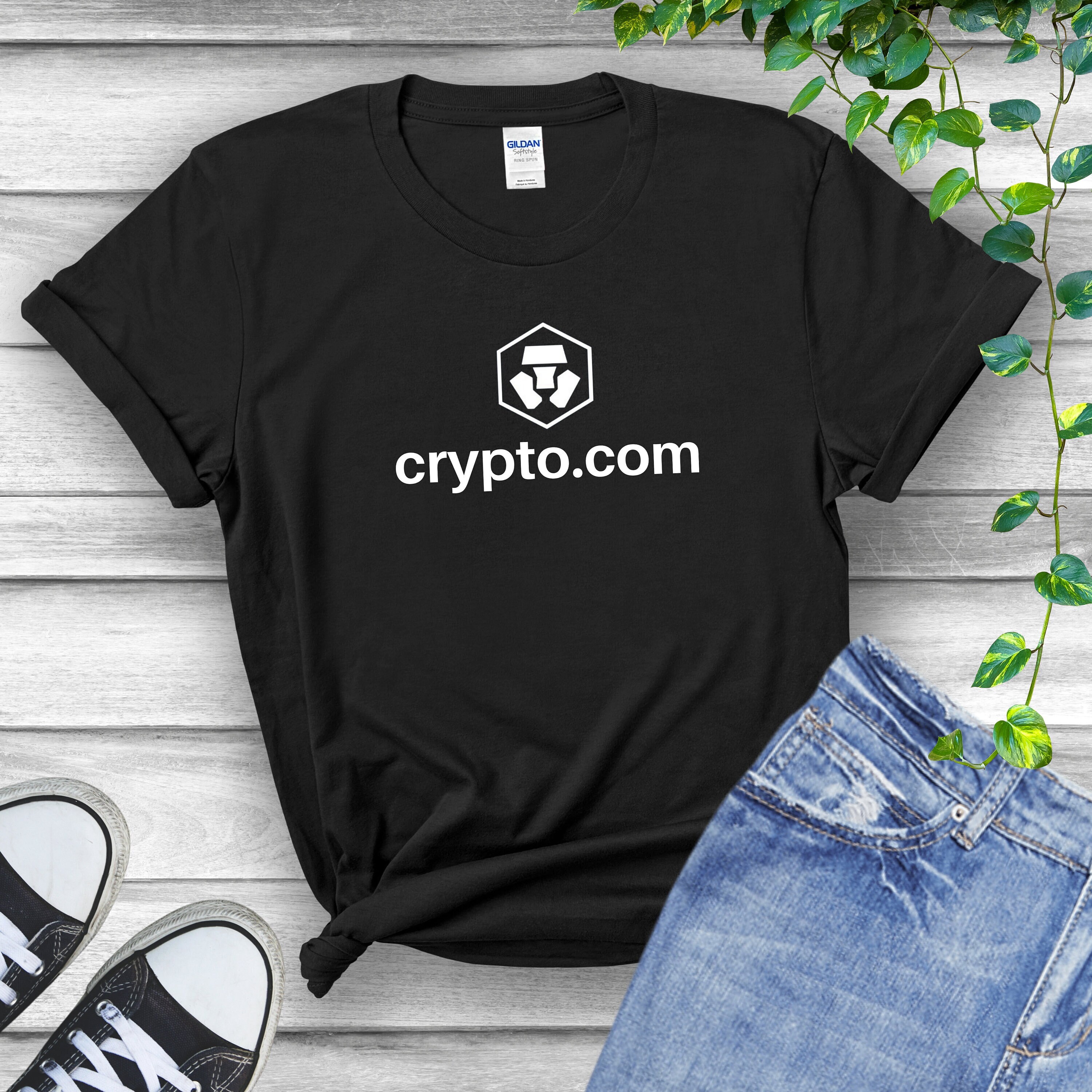 Crypto.com T-Shirt: Cro Cronos Cryptocurrency Apparel