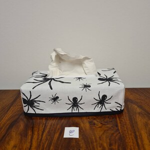 Cover for cosmetics/handkerchief box, reversible case (suitable for Rewe organic and DM boxes) *** Spiders on white/black (#12)